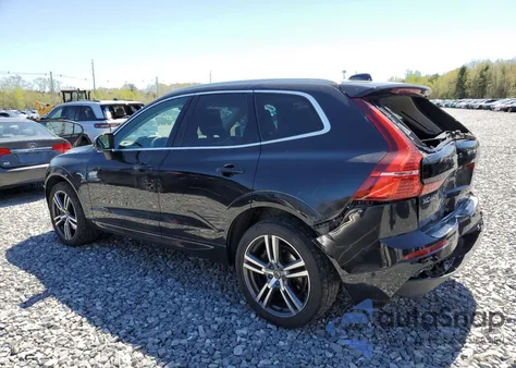 2018 Volvo Xc60 T6 Momentum z USA, uszkodzony, nr VIN YV4A22RK9J1034154